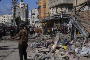 „Hamas“ vyriausybė: Gazos Ruože žuvusiųjų skaičius viršijo 14 tūkst.