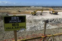 Brazilija pradeda tyrimą dėl vergiškų darbo sąlygų kinų bendrovės gamykloje