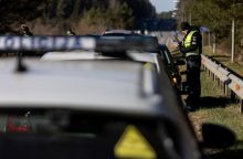 Klaipėdos policija narkotikų aptiko viešbutyje, viešoje vietoje, automobilyje