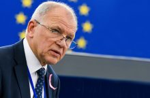 Andriukaitis: pacientas turi būti išgydytas, o ne siunčiamas vis pas kitą specialistą