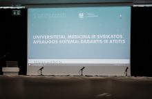 Medikus rengiantys universitetai vienija jėgas ir nori būti išgirsti