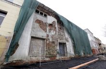 Savivaldybė sieks perimti apleistą kino teatro „Baltija“ pastatą