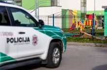 Mokyklos, darželiai ir kitos įstaigos vėl sulaukė rusiškų grasinimų: sprogs bomba