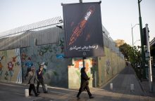 Po Irano išpuolio ragina imtis veiksmų: nukritus kaukei reikia apsimauti pirštines
