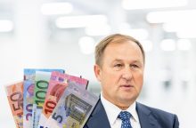 A. Paukštys: mano nuostoliai – 3 mln., išmesti į šiukšlyną