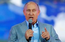 Rusijoje – karšta: dėl karo Ukrainoje V. Putinas atsidūrė „tarp dviejų ugnių“