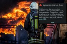 Kauno rajone – gaisras: medienos gaminių sandėlis degė atvira liepsna