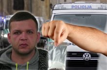 Įsidėmėtike: šio vyro dėl narkotikų ieško policija 