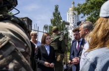 Kyjive apsilankiusi Moldovos prezidentė: tai neįsivaizduojama tragedija