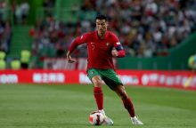 Nė neketina sustoti: C. Ronaldo vėl mušė įvarčius už rinktinę