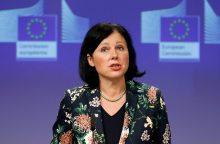 ES nori aiškiai žymėti dirbtinio intelekto sukurtą internetinį turinį