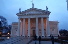 Pareigūnai sulaikė Vilniaus katedroje pluoštines kanapes garinusį vyrą 