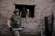 Rusai apšaudė gyvenvietę Donecko srityje, žuvo žmogus