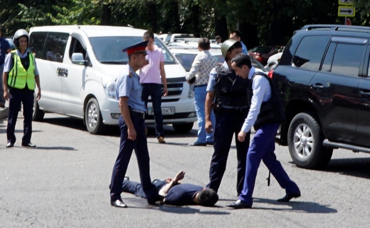 Kazachstane per išpuolį prieš policiją žuvo penki žmonės