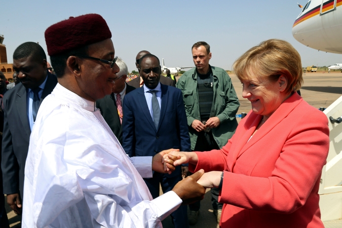 A. Merkel pažadėjo Nigeriui 27 mln. eurų pagalbos paketą