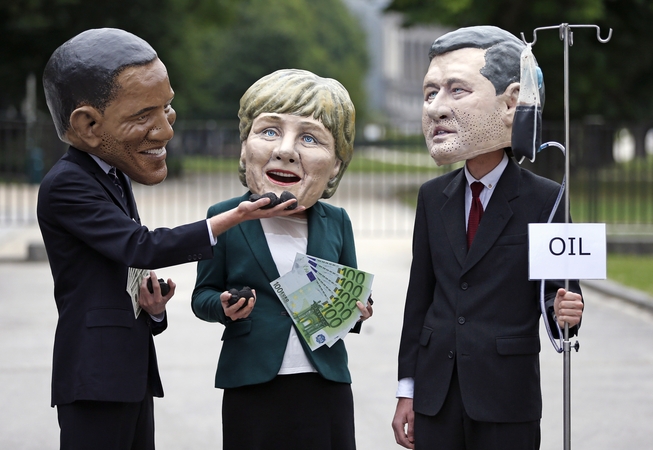 Barackas Obama, Vokietijos kanclerė Angela Merkel ir Kanados premjeras Stephenas Harperis