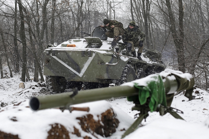 JAV ragina Rusiją ir separatistus nedelsiant nutraukti atakas Ukrainoje