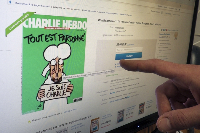 „Charlie Hebdo“ naujausias numeris pardavinėjamas už tūkstančius eurų