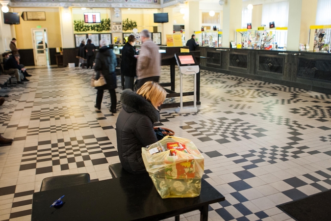 Kalėdų karštinė: pašto darbuotojai vos spėja suktis