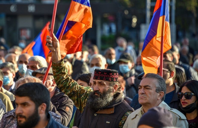 Armėnijoje paleisti į laisvę per protestus sulaikyti opozicijos politikai