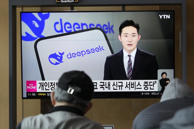 Pietų Korėjoje laikinai sustabdyta galimybė naudotis kinų DI programėle „DeepSeek“