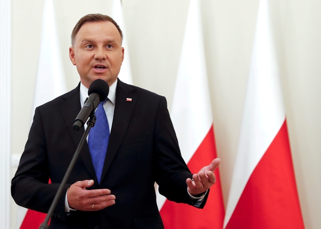Lenkijos prezidentas keičia nuomonę abortų klausimu