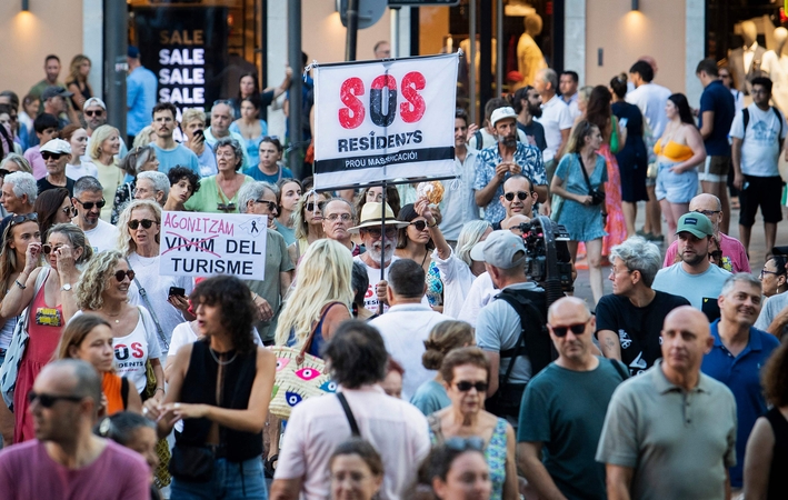 Maljorkoje 12 tūkst. žmonių protestavo prieš perteklinį turizmą