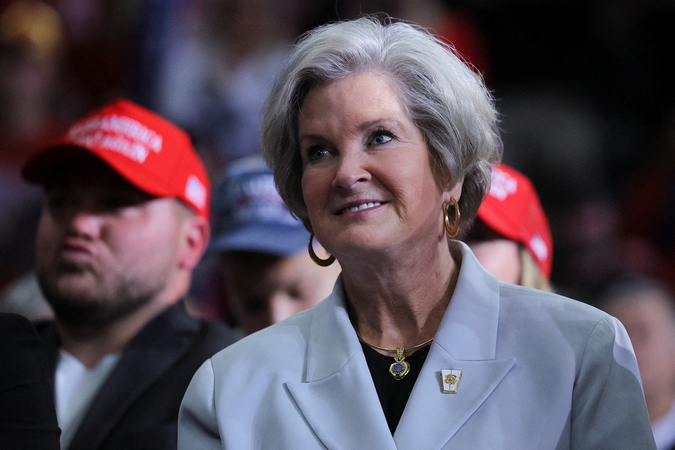 D. Trumpas savo administracijos vadove pasirinko kampanijos vadybininkę S. Wiles