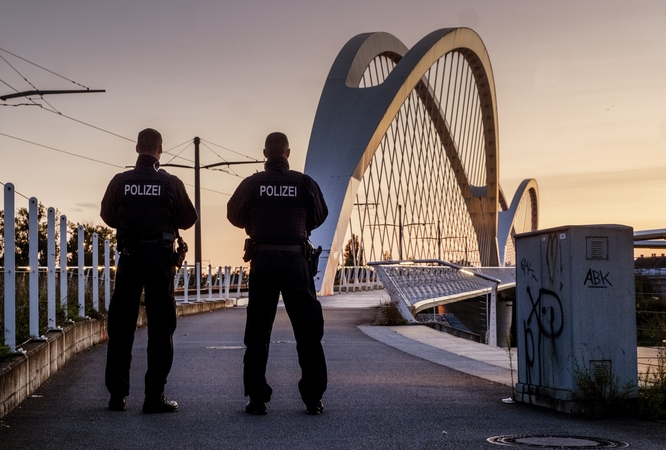 Siekdama apriboti migraciją, Vokietija sugriežtino visų sienų kontrolę
