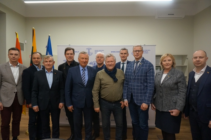 Kauno prekybos, pramonės ir amatų rūmuose apskritojo stalo diskusija su LR Seimo nariais