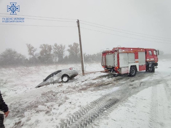 Žiemos audros padariniai: apie 2 mln. žmonių Rusijoje ir Ukrainoje liko be elektros