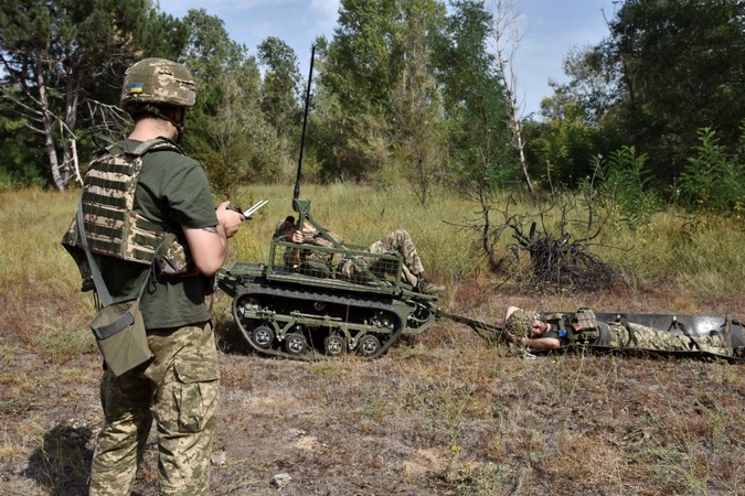 Ukrainos fronto linijose vyksta įnirtingi mūšiai