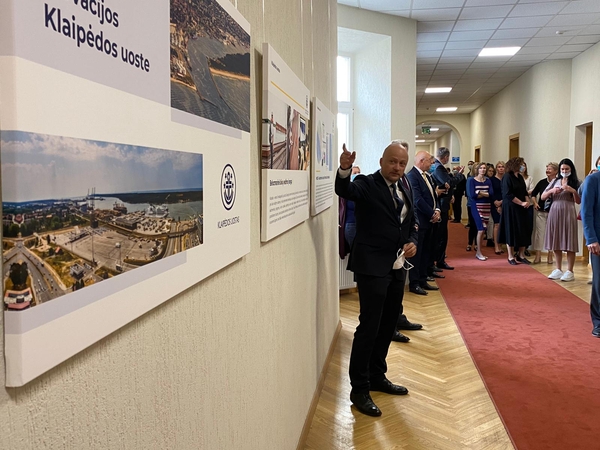Susisiekimo ministerijoje – Klaipėdos jūrų uosto inovacijų paroda