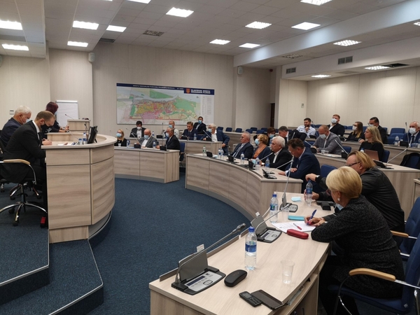Klaipėdos savivaldybės taryba sprendė A. Barbšio likimą: postą išsaugojo (atnaujinta)
