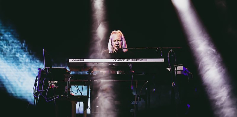 Kauno VDU Botanikos sode – „Deep Forest“ ir „Ten Walls“ koncertas