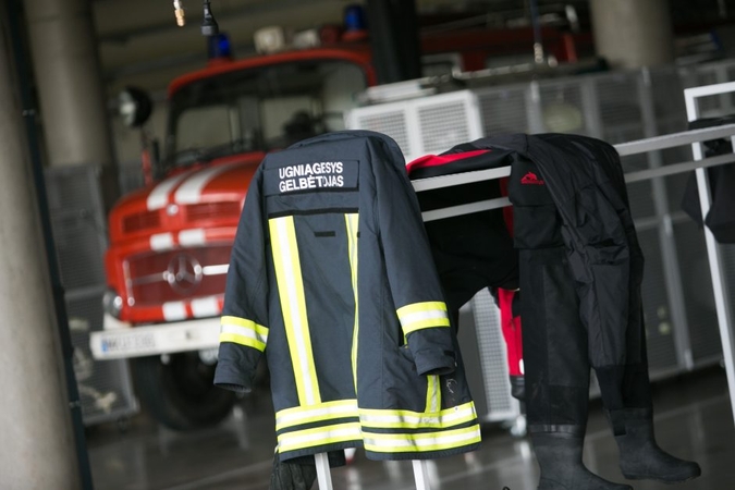 Bute Vilniuje degė orkaitė: teko evakuoti 45 namo gyventojus