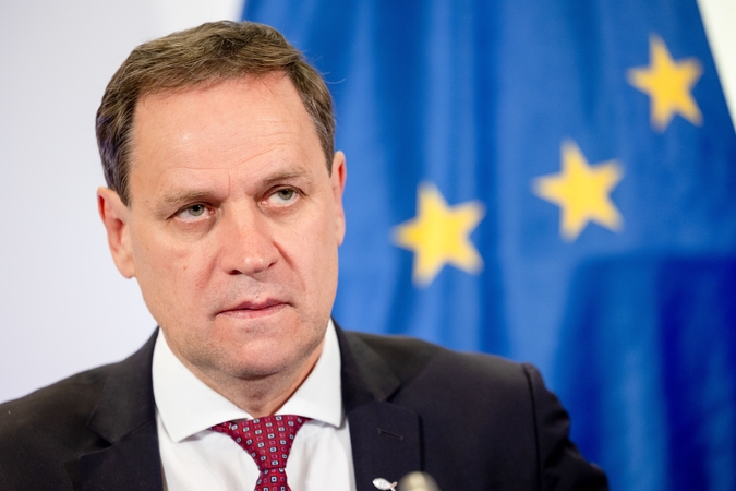 V. Tomaševskis.