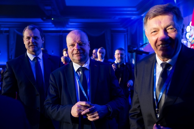 Iš kairės: Gintautas Paluckas, Saulius Skvernelis, Algirdas Butkevičius.