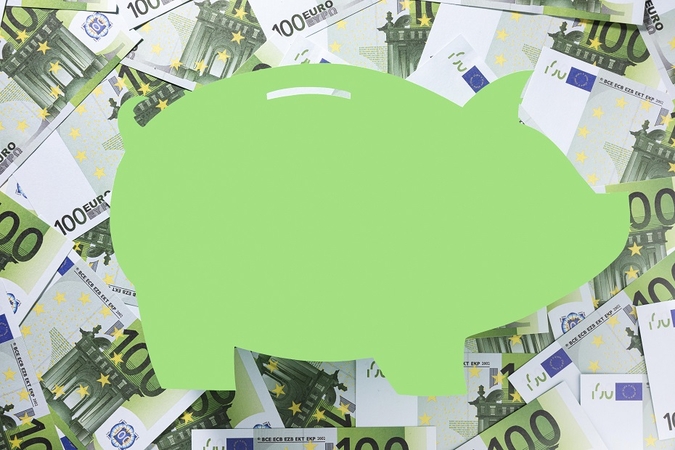 Ministerijos veršis diržus: tikimasi sutaupyti iki 1 mlrd. eurų