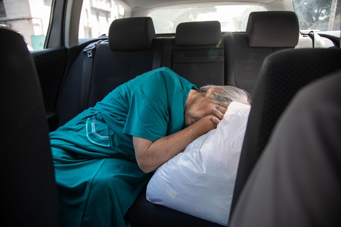 Slovjansko meras: miestas šiuo metu masiškai apšaudomas, yra žuvusių