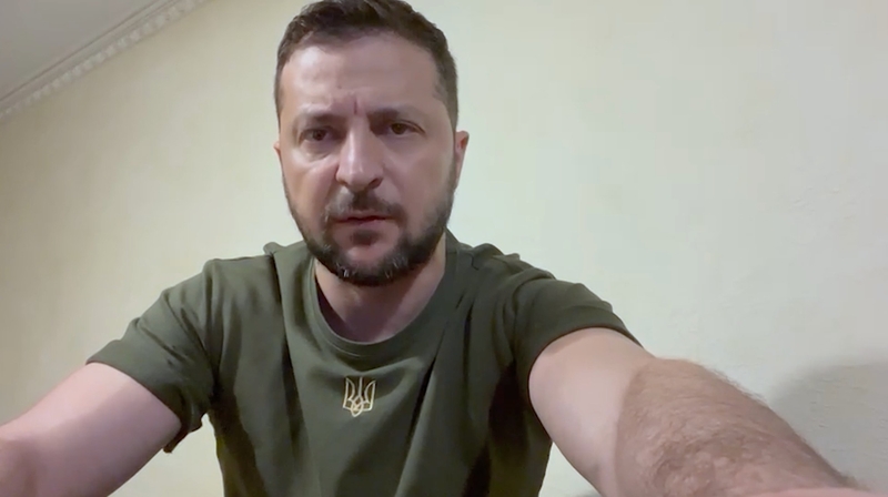 V. Zelenskis: kiekvienas smūgis priešui gelbsti Ukrainos karių ir civilių gyvybes