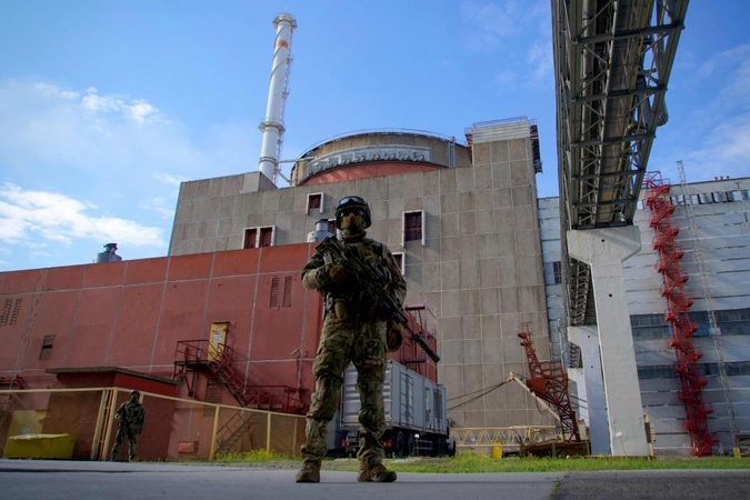 Karas: užimta Zaporižios elektrinė vėl prijungta prie Ukrainos elektros tinklo