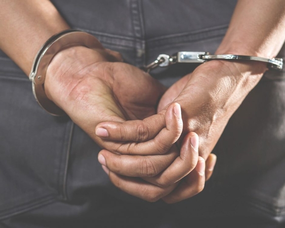Vyras stos prieš teismą: taksi vairuotoją nužudė dėl 300 eurų, kitą žmogų sumušė negyvai
