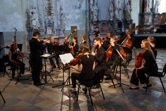 Sostinėje – trys orkestro koncertai: kvies pasinerti į kino muzikos lobynus