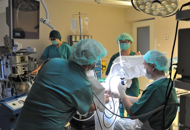 Šlapimo nelaikymas: šiuolaikinė ginekologija leidžia per dieną išspręsti įsisenėjusią problemą 