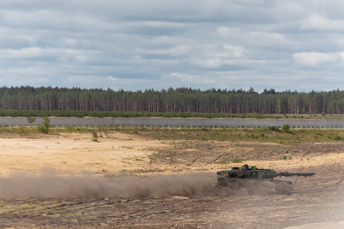 Lietuva išsiuntė ketinimų protokolą Vokietijai dėl planuojamų įsigyti tankų „Leopard“