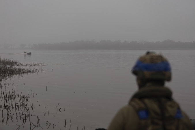 Ukrainos kariuomenė teigia nustūmusi rusus  nuo Dniepro upės