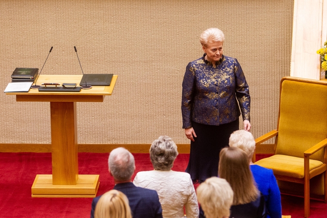 D. Grybauskaitės žinia: G. Nausėdai teks atsakomybė saugoti Konstituciją