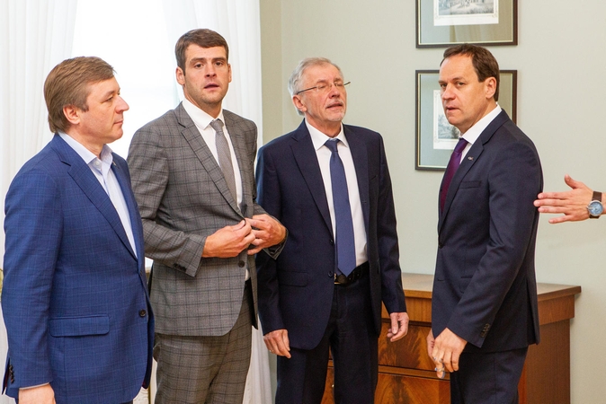 R. Karbauskis žada atstatydinti R. Žemaitaitį kitą savaitę