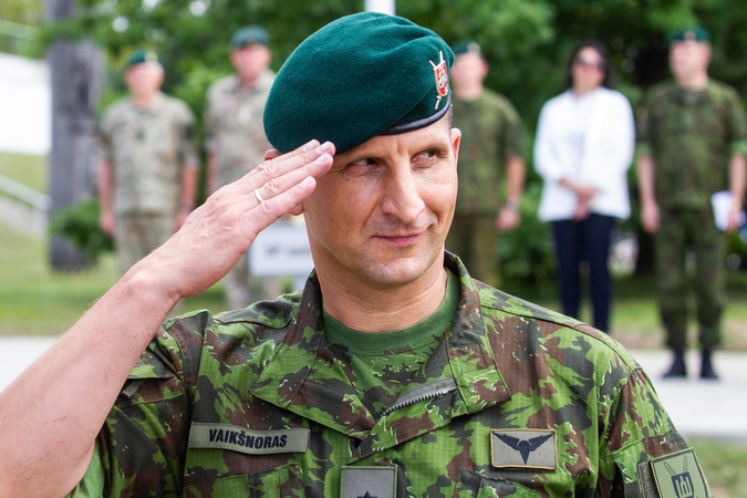 R. Vaikšnoras perėmė kariuomenės Sausumos pajėgų vado pareigas